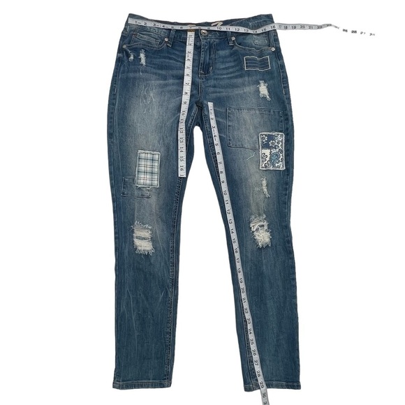 Seven7 Distressed Patched Girlfriend Distressed Jeans Size 30 Women’s - Picture 5 of 6